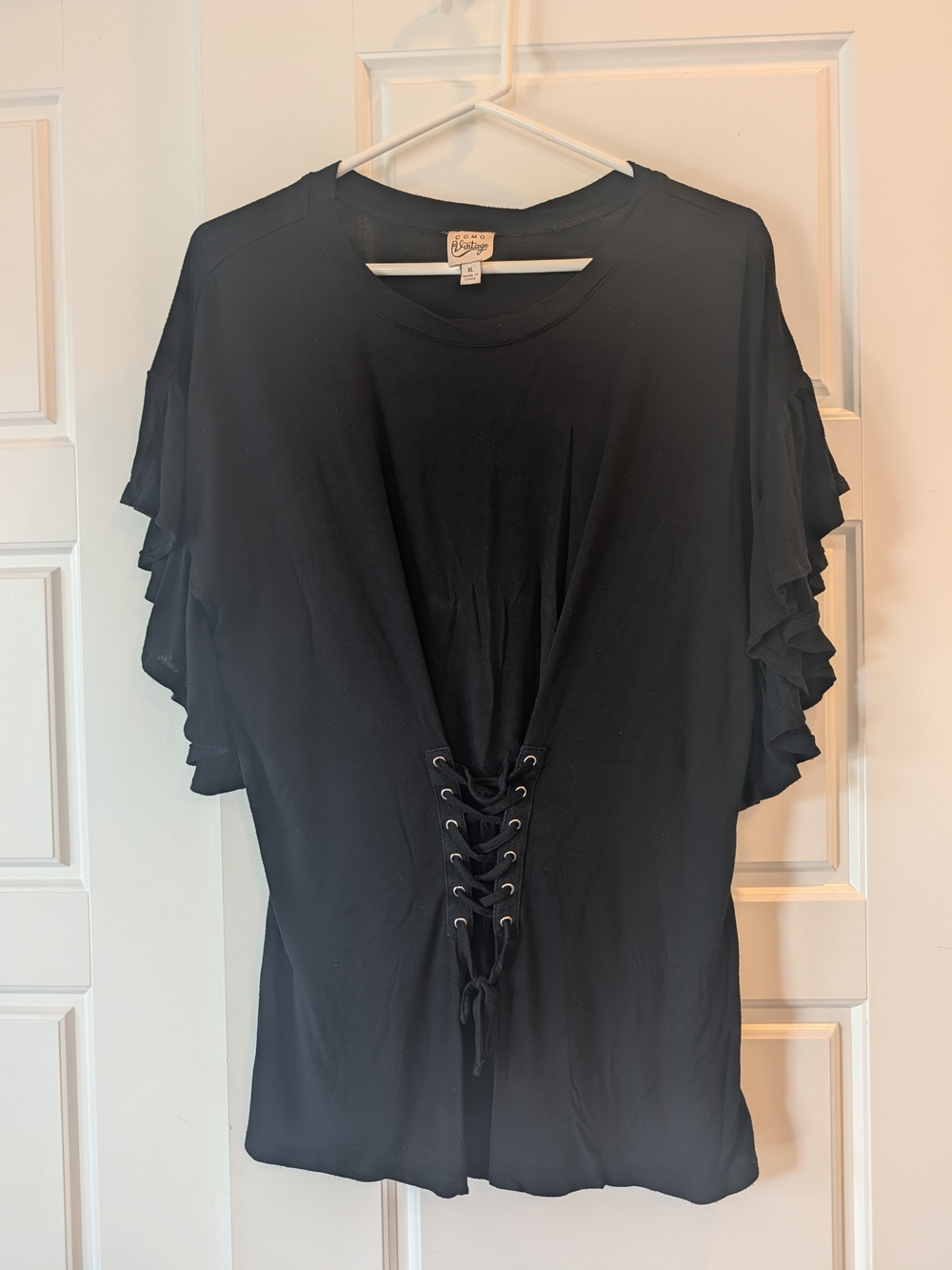 Como Vintage Black
Lace-Up Ruffle Sleeve T-Shirt
